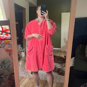 Vintage 1960’s Stan Herman Robe